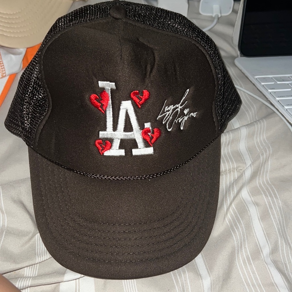 brown LA broken hearts trucker hat